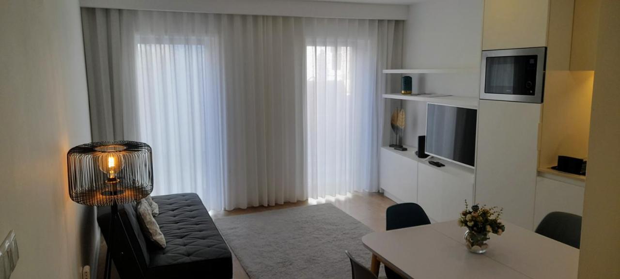 Light Brown Central Apartment Aveiro Exterior photo
